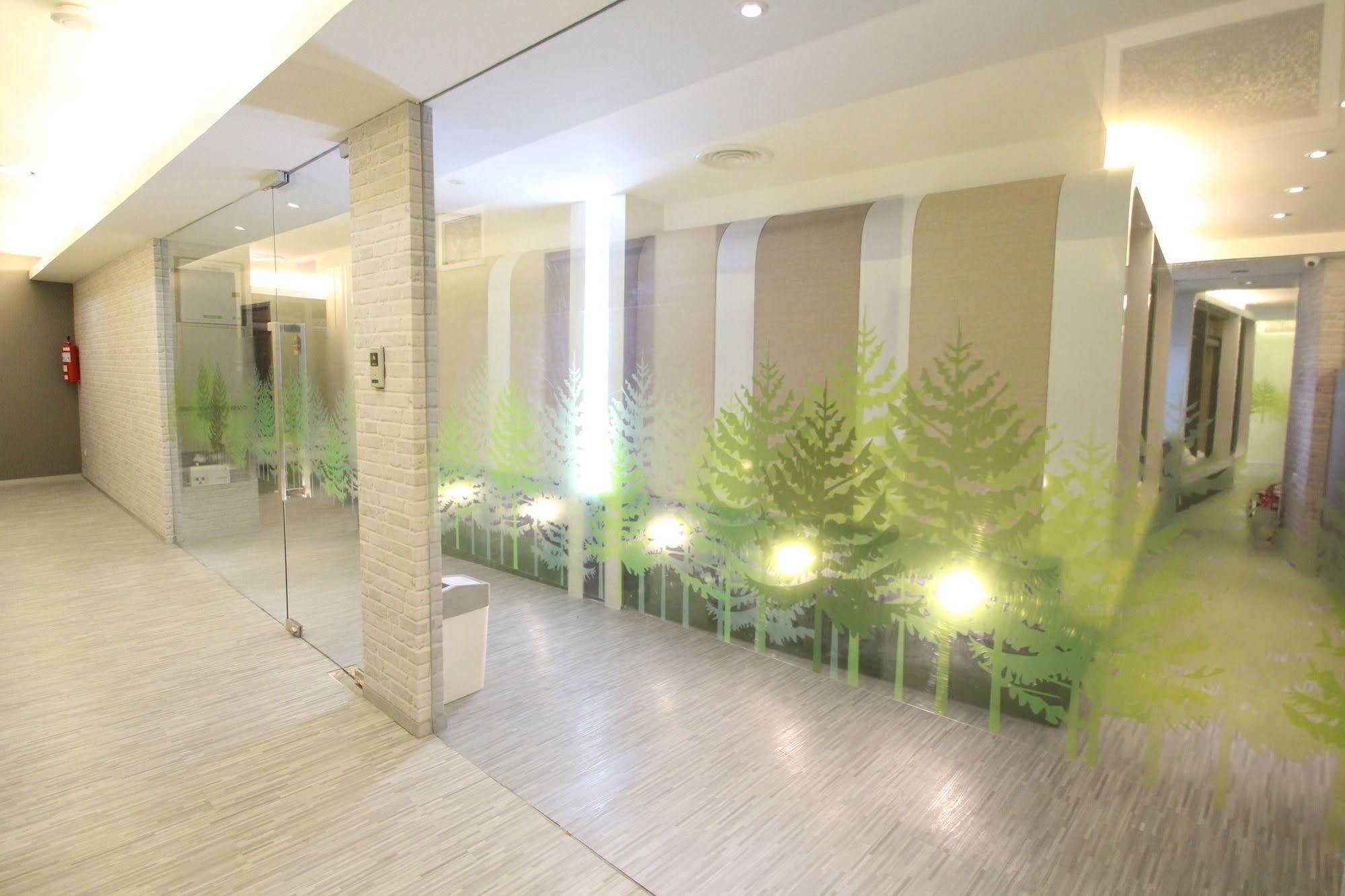 Preme Hostel Банкок Екстериор снимка